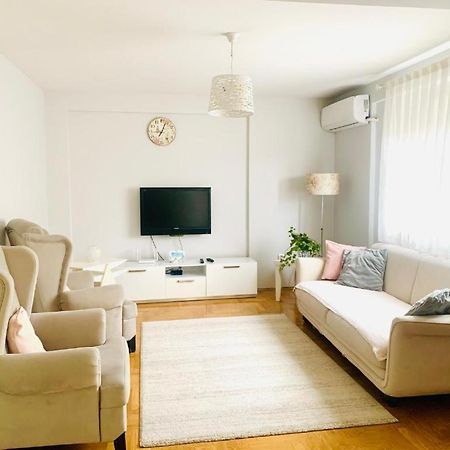 Cozy City Center Apartment 프리즈렌 외부 사진